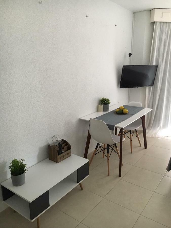 Nice Seafront Apartment Almunecar Bagian luar foto