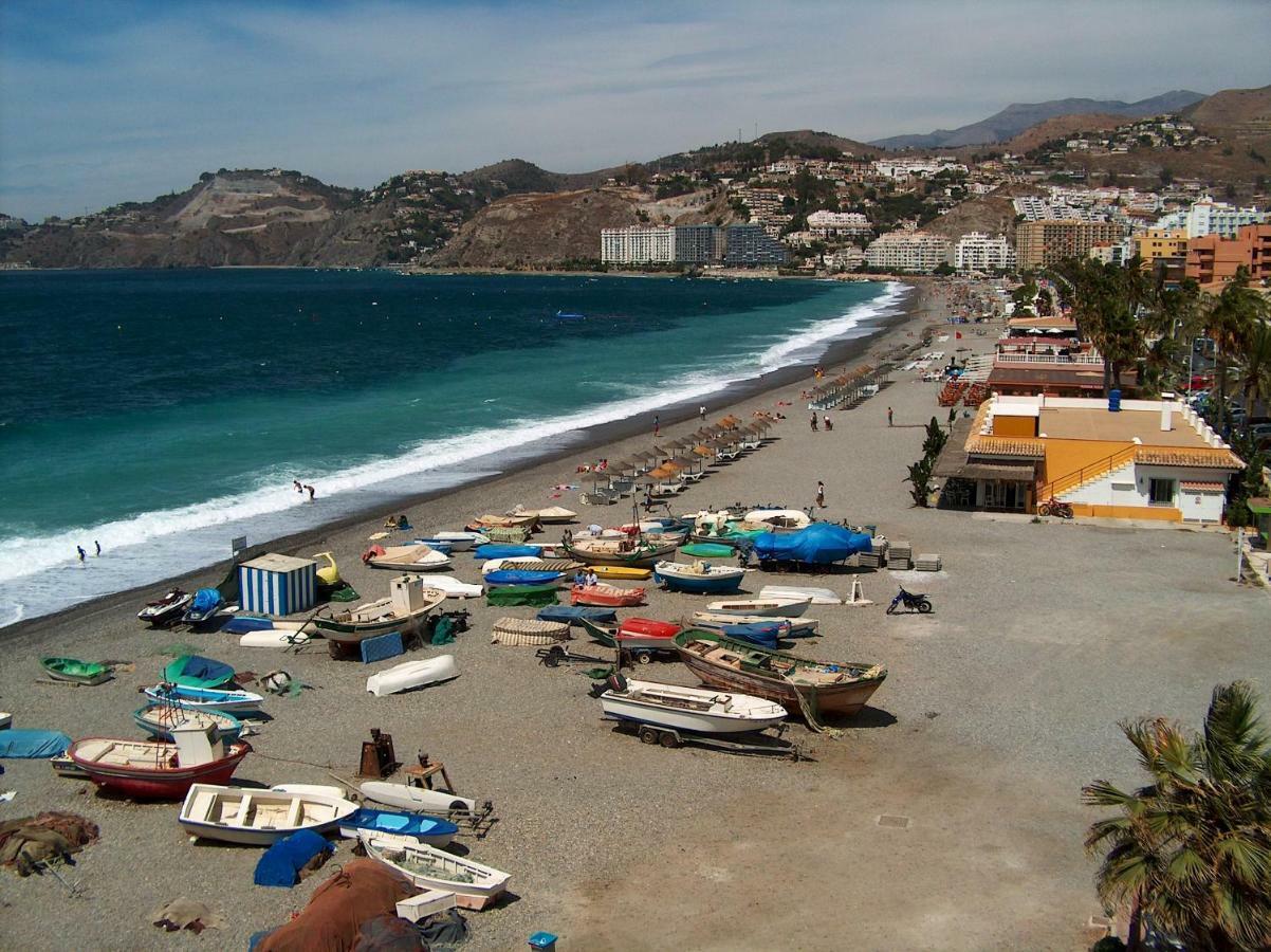 Nice Seafront Apartment Almunecar Bagian luar foto